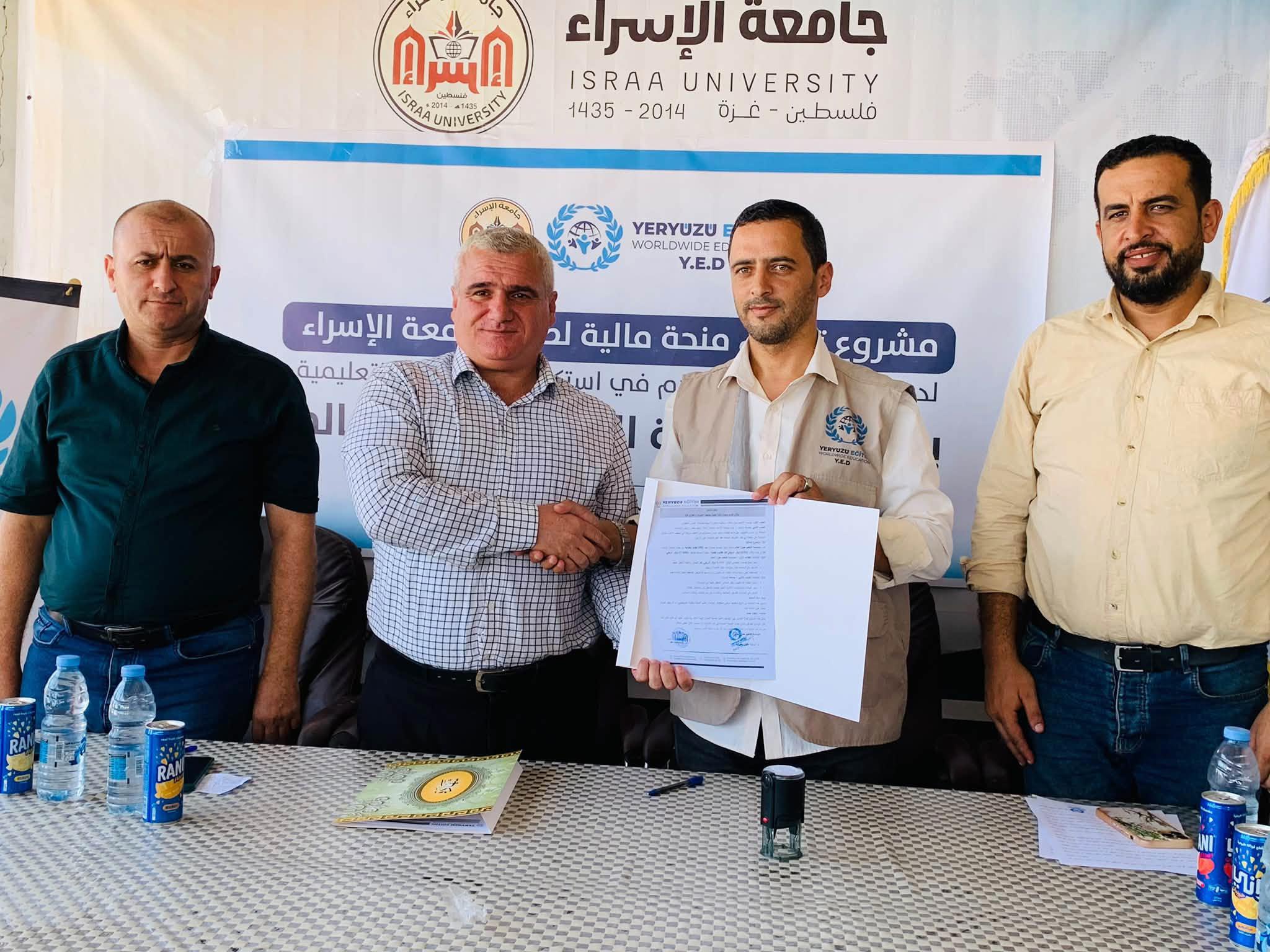 توقيع مذكرة تفاهم ومنحة لـ50 طالبًا وطالبة.. مؤسسة التعليم حول العالم تدعم طلبة الإسراء