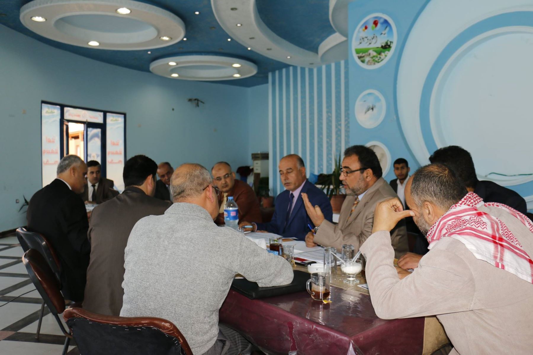 كلية المهن الصحية تناقش خططها التطويرية مع لجنتها الاستشارية