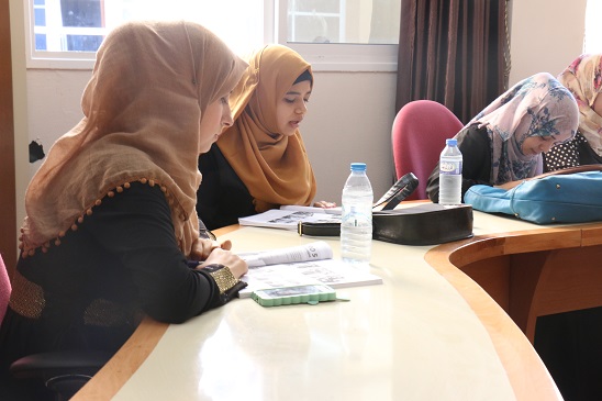 Starting English Language Development Program at Israa University to Strengthening and Develop Students' English Language Skills.