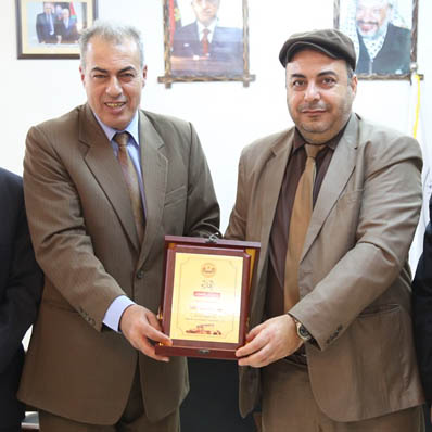 رئيس الجامعة الدكتور عدنان الحجار يزور جامعة الأزهر