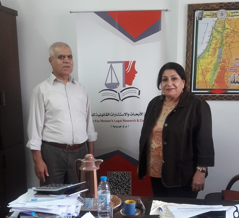 كلية الحقوق تتعاون مع مركز الأبحاث والاستشارات القانونية للمرأة