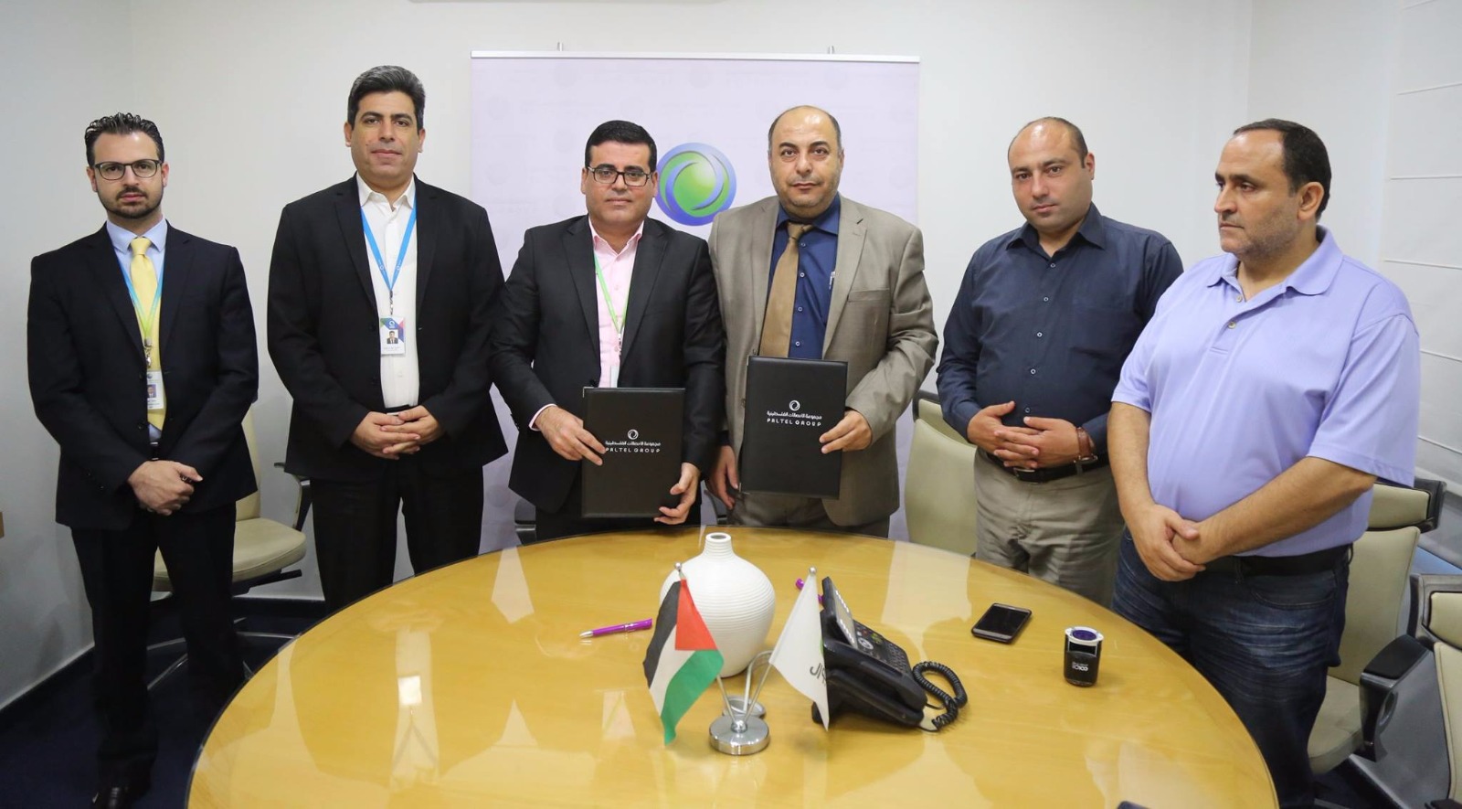 جامعة الإسراء توقع اتفاقية تمويل إنشاء مختبر حاسوب مع مجموعة الاتصالات