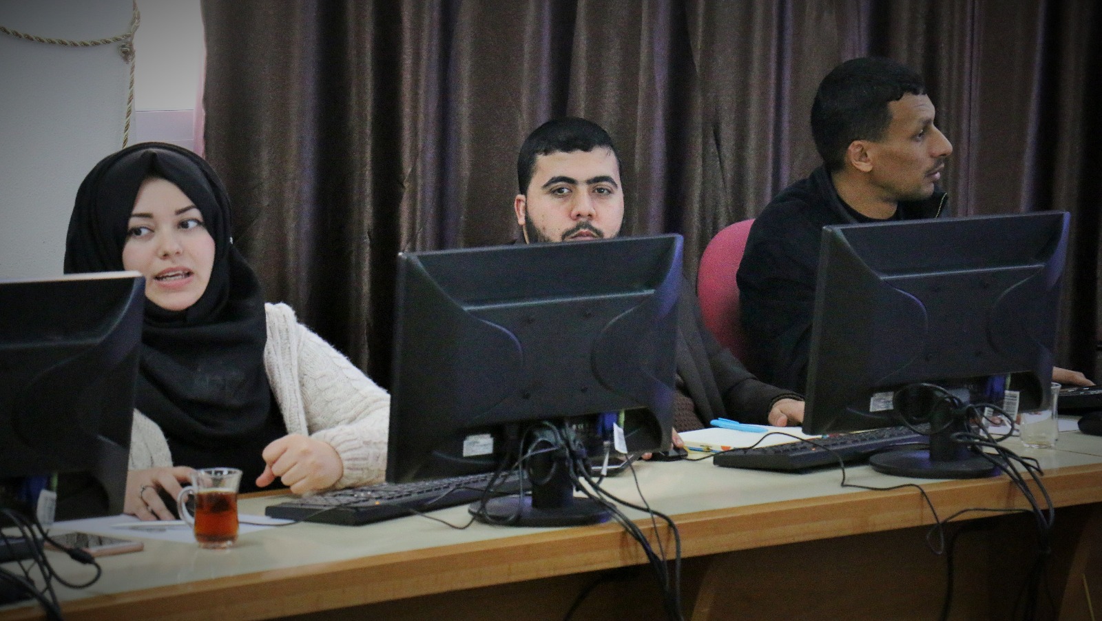 دائرة الحاسوب وتكنولوجيا المعلومات تعقد ورشة عمل لموظفي الجامعة الأكاديميين