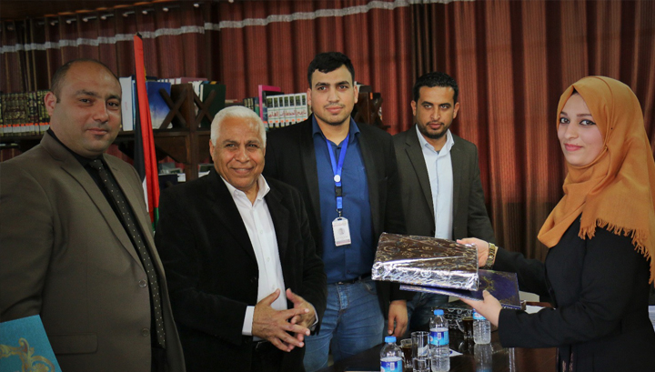 الجامعة تختتم ندوةً أدبية بمناسبة يوم الكتاب العالمي