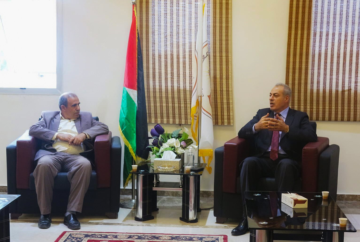 جامعة الإسراء تستقبل وفد من نقابة الصحافيين الفلسطينيين