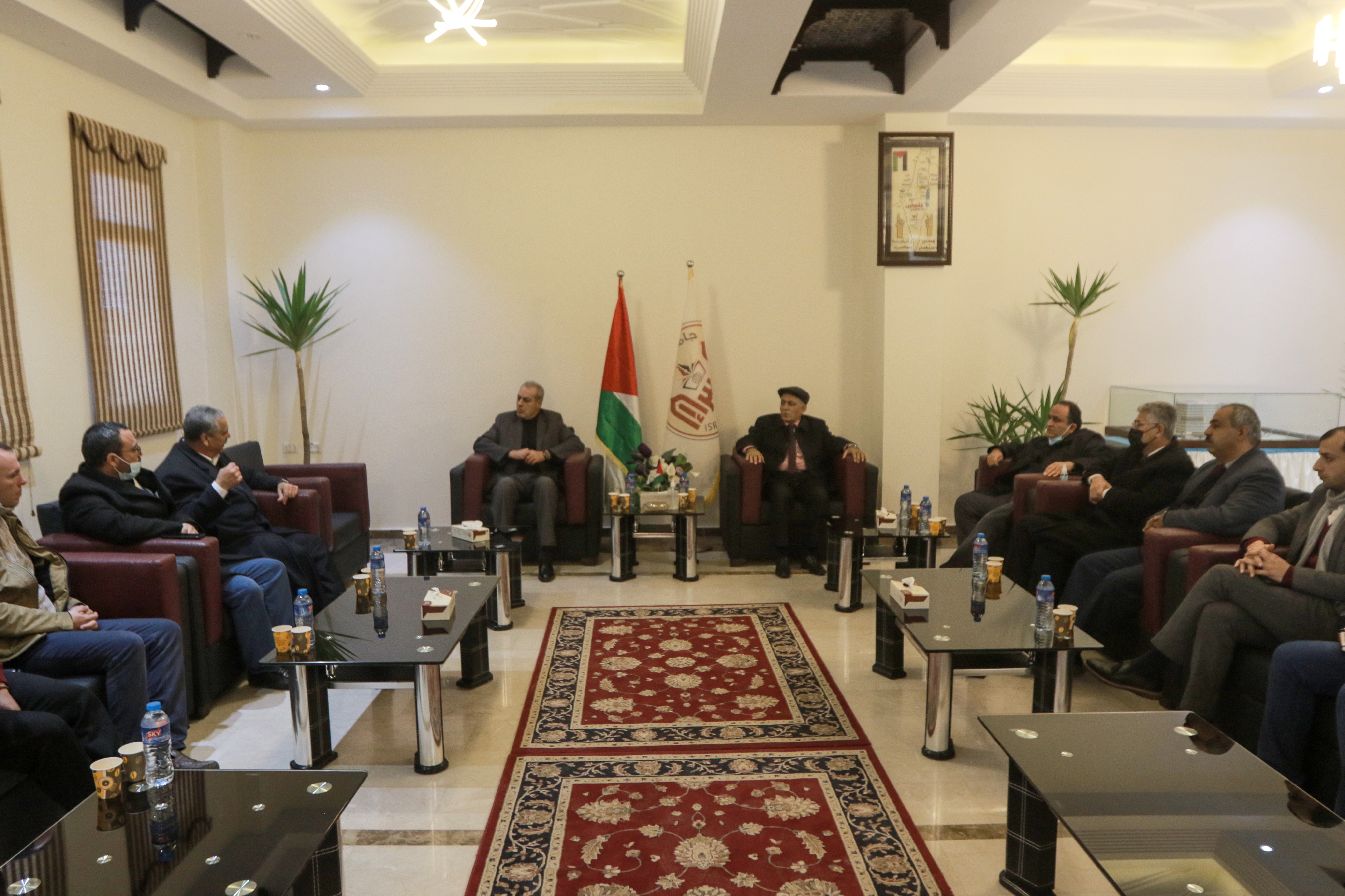 جامعة الإسراء توقع مذكرة تفاهم مع مجلس الخدمات المشترك لإدارة النفايات الصلبة في محافظتي غزة والشمال