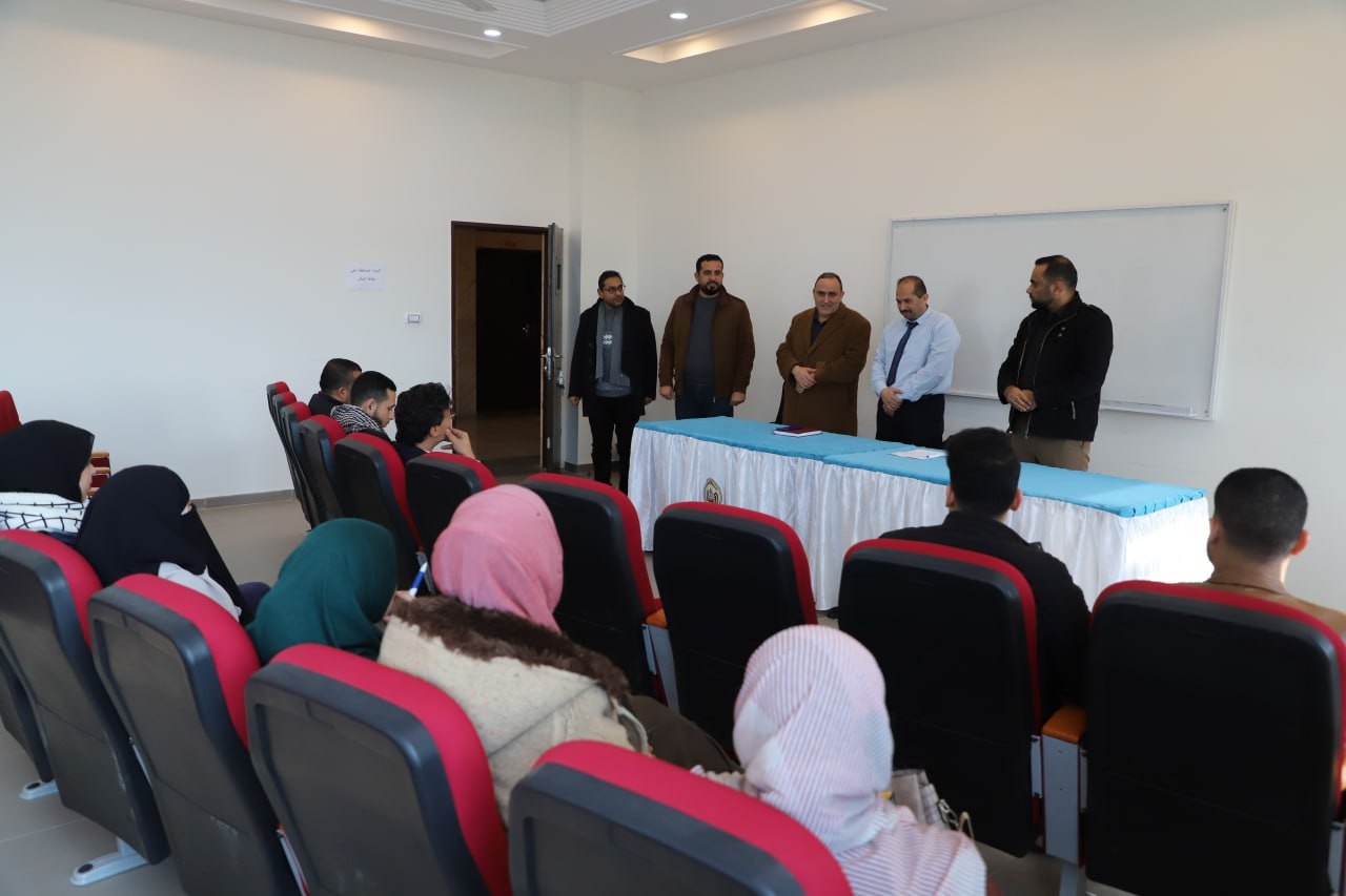 جامعة الإسراء تعقد دورة تدريبية لموظفيها بعنوان "مهارات التعامل وفن التواصل مع الجمهور"