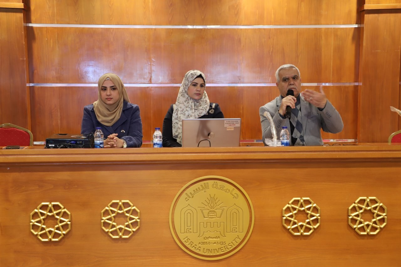 جامعة الإسراء ومركز الإعلام المجتمعي ينظمان ورشة عمل حول الحقوق الرقمية